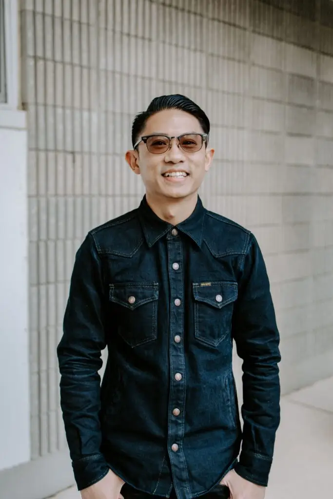 John <strong>Tran</strong>